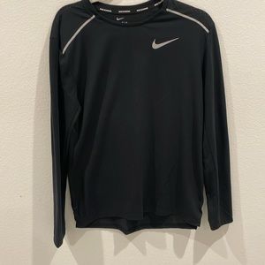 Nike men’s running long sleeve shirts